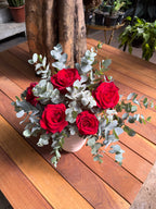 ARRANJO DE ROSAS NO VASO MAZA GRANDE - ENTREGA EM SÃO PAULO