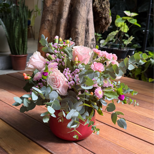 ARRANJO TONS PASTEL NO CACHEPOT ROSA GRANDE - ENTREGA EM SÃO PAULO
